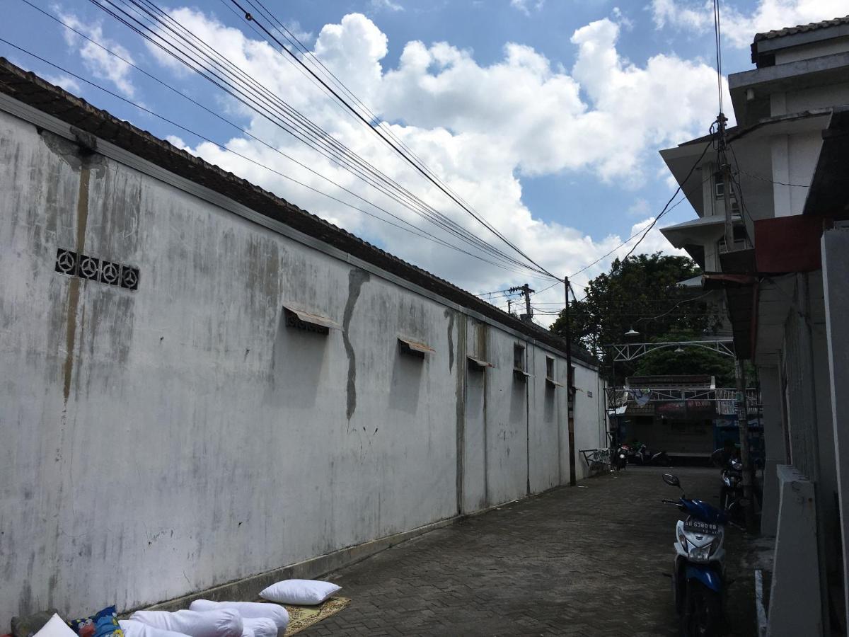 Tambak Bayan Guesthouse Kejayan Exteriér fotografie