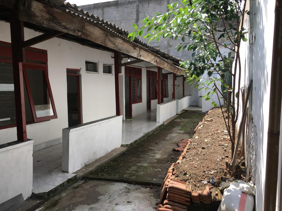 Tambak Bayan Guesthouse Kejayan Exteriér fotografie