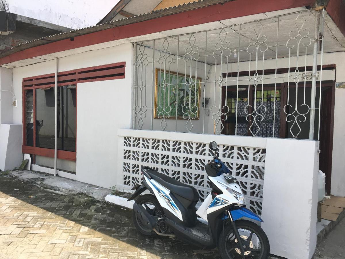 Tambak Bayan Guesthouse Kejayan Exteriér fotografie